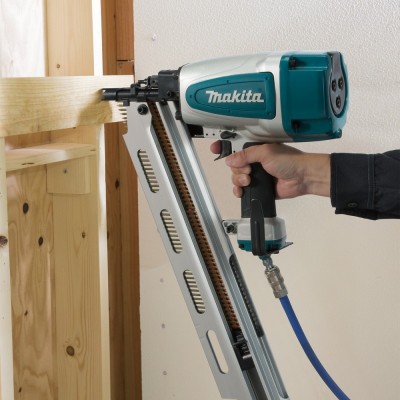 Pneimatiskais naglotājs MAKITA AN924