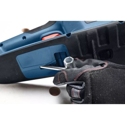 Akumuliatorinis grandininis pjūklas BOSCH GKE 18V-40 Solo