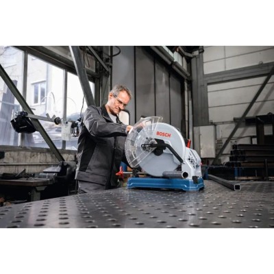 Akumuliatorinis diskinis pjūklas BOSCH GCD 18V-355 Solo CT
