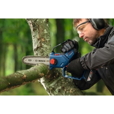Akumuliatorinis grandininis genėjimo pjūklas BOSCH GKE 18V-20 Solo