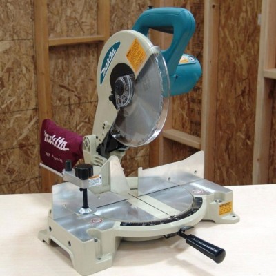 Pjovimo staklės MAKITA LS1040N