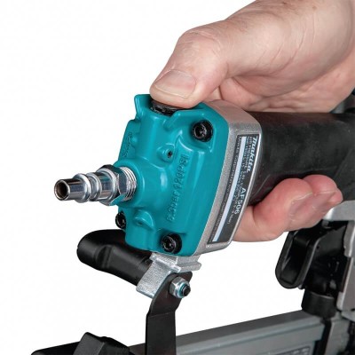 Pneimatiskais naglotājs MAKITA AF506