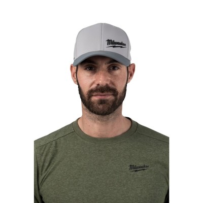 Cepure MILWAUKEE Performance, gaiši pelēka L / XL