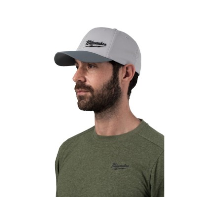 Cepure MILWAUKEE Performance, gaiši pelēka L / XL